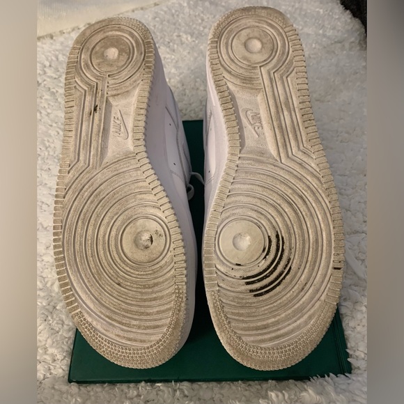 Nike Air Force 1 - Picture 4 of 9